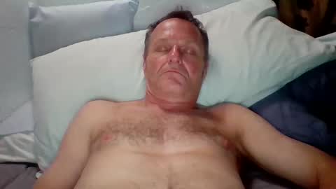 Snapshot of steviehard7 chatting on 10/13/25, 08:58 steviehard7 online show from 10/13/25, 08:58