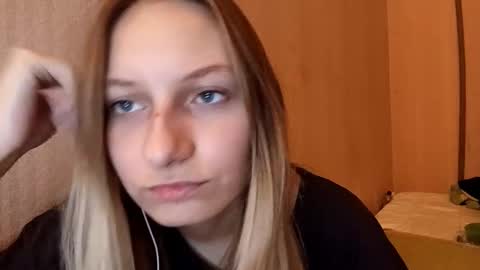 Eva online show from 11/04/25, 08:52