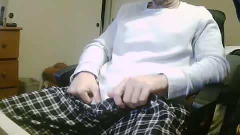 Snapshot of stevo69697 chatting on 12/17/24, 05:51 Chillguy online show from 12/17/24, 05:51