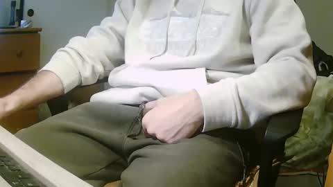 Snapshot of stevo69697 chatting on 12/27/24, 04:21 Chillguy online show from 12/27/24, 04:21