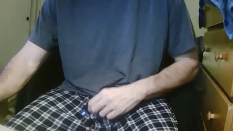 Snapshot of stevo69697 chatting on 12/30/24, 03:25 Chillguy online show from 12/30/24, 03:25