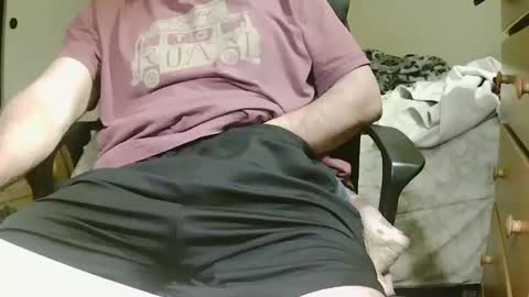 Snapshot of stevo69697 chatting on 11/09/25, 06:33 Chillguy online show from 11/09/25, 06:33