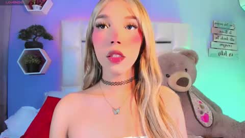 Steisee Reyes online show from 10/11/25, 10:41