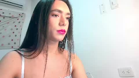 sthefany2512 online show from 07/05/26, 02:18