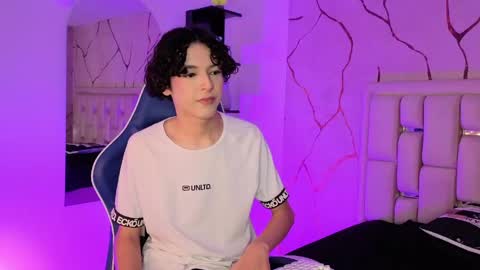 Snapshot of sthepanodimonaco chatting on 05/15/26, 04:08 Sthepano online show from 05/15/26, 04:08