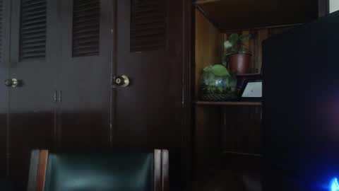 Snapshot of sthepany_gold chatting on 09/15/25, 01:27 sthepany_gold online show from 09/15/25, 01:27