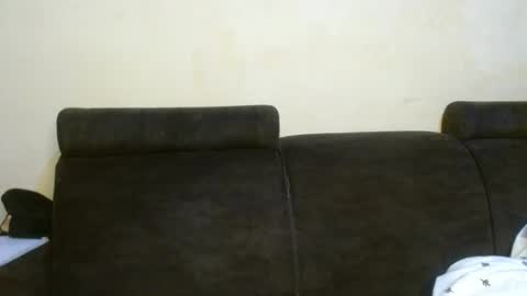 Snapshot of sticklavah chatting on 11/10/25, 05:17 sticklavah online show from 11/10/25, 05:17