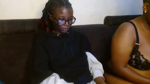 Snapshot of sticklavah chatting on 12/20/25, 06:04 sticklavah online show from 12/20/25, 06:04
