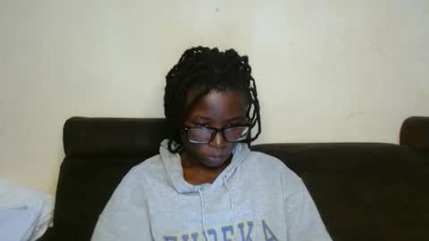 Snapshot of sticklavah chatting on 01/12/26, 03:01 sticklavah online show from 01/12/26, 03:01