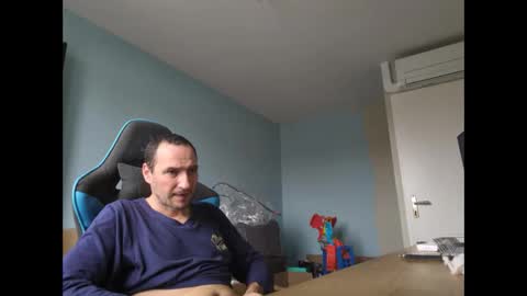 stickolive1 online show from 10/13/25, 11:43