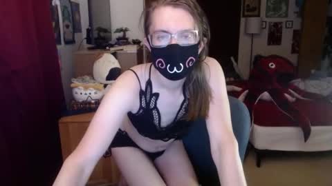 sting_ray111 online show from 02/09/25, 03:32