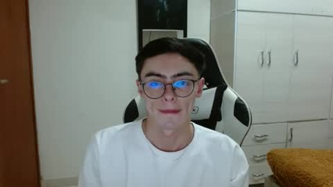 stiv_grant online show from 01/26/25, 06:49