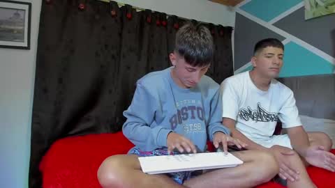 Stiven  online show from 12/05/25, 06:11