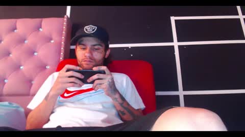 Snapshot of stivenunivers996 chatting on 11/02/25, 03:25 stiven online show from 11/02/25, 03:25