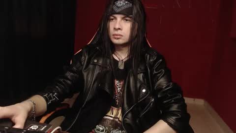 stivnhot online show from 12/16/25, 10:59