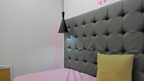 Stiwen online show from 10/02/25, 03:46