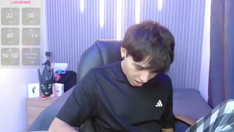 Snapshot of stiwentwink chatting on 06/26/26, 02:54 Stiwen online show from 06/26/26, 02:54