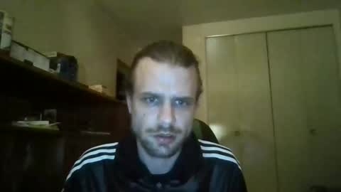 stockingsnfeet online show from 04/22/26, 02:03