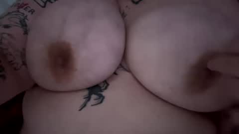 stonedbbw01 online show from 10/14/25, 10:38