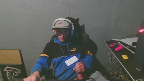 Snapshot of stonedpanda77 chatting on 12/24/24, 02:54 stonedpanda77 online show from 12/24/24, 02:54