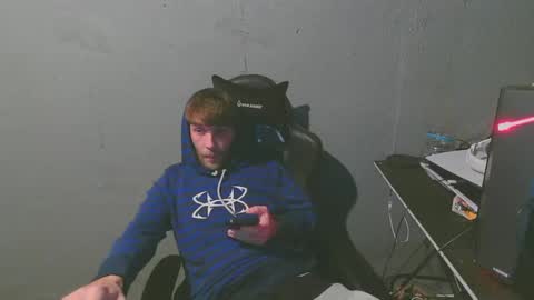 Snapshot of stonedpanda77 chatting on 01/11/25, 04:16 stonedpanda77 online show from 01/11/25, 04:16