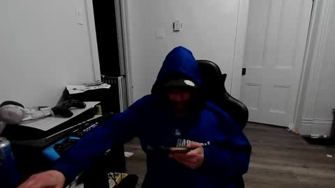 stonedpanda77 online show from 04/22/26, 02:14