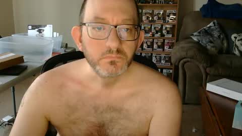 Snapshot of stonegrinder chatting on 01/04/25, 01:42 Stone online show from 01/04/25, 01:42