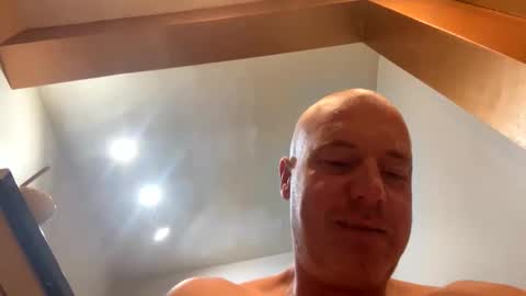 Snapshot of stoodley22 chatting on 10/20/25, 04:35 Stoodley22 online show from 10/20/25, 04:35