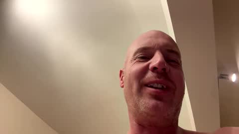 Stoodley22 online show from 11/24/25, 03:56