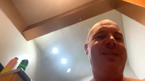 Stoodley22 online show from 12/16/25, 05:45