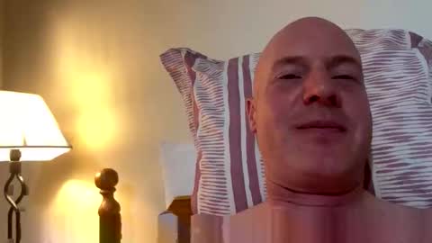 Stoodley22 online show from 04/02/26, 09:01