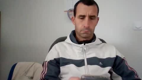 Snapshot of storanex chatting on 12/19/25, 10:33 storanex online show from 12/19/25, 10:33