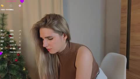 Luna online show from 12/21/25, 03:41