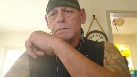 stormynorm14 online show from 10/16/25, 07:04