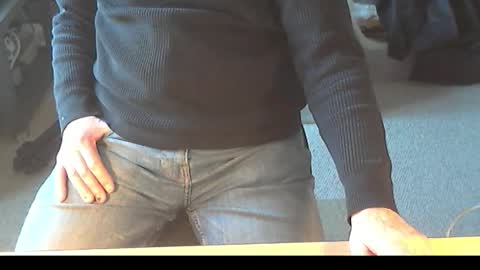 Snapshot of str8_dave chatting on 11/21/25, 02:49 Dave online show from 11/21/25, 02:49