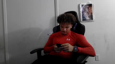 Snapshot of str8dj chatting on 10/29/25, 04:15 Dj online show from 10/29/25, 04:15