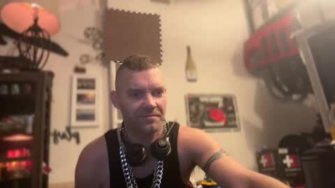 Snapshot of str8foryouguy chatting on 02/20/25, 10:59 Str8 online show from 02/20/25, 10:59