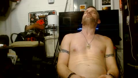 Snapshot of str8foryouguy chatting on 03/09/25, 10:19 Str8 online show from 03/09/25, 10:19