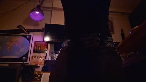 Snapshot of str8foryouguy chatting on 10/03/25, 01:08 Str8 online show from 10/03/25, 01:08