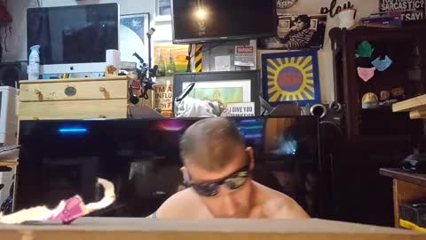 Str8 online show from 11/26/25, 03:35