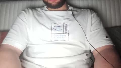 Snapshot of str8mix chatting on 02/28/26, 11:06 str8mix online show from 02/28/26, 11:06