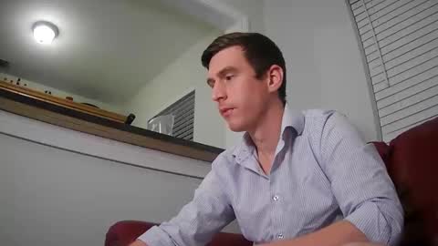 Snapshot of str8stuntcox chatting on 12/16/24, 01:53 Str8StuntCox online show from 12/16/24, 01:53