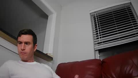 Snapshot of str8stuntcox chatting on 10/24/25, 02:41 Str8StuntCox online show from 10/24/25, 02:41