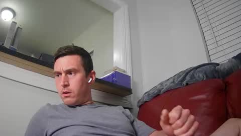 Snapshot of str8stuntcox chatting on 05/27/26, 03:47 Str8StuntCox online show from 05/27/26, 03:47
