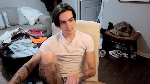 str8whiteboy21 online show from 06/05/26, 01:45
