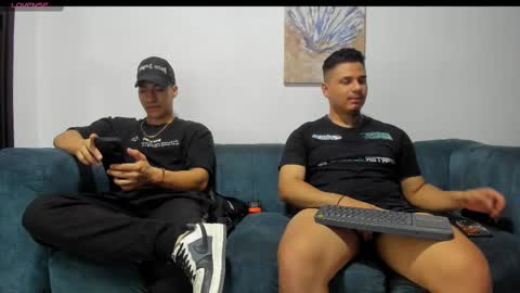 straight__friends online show from 11/10/25, 02:16