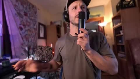 Cowboy Zuhly online show from 10/30/25, 04:30