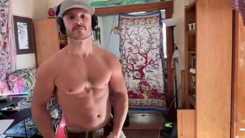 Cowboy Zuhly online show from 12/14/25, 05:29