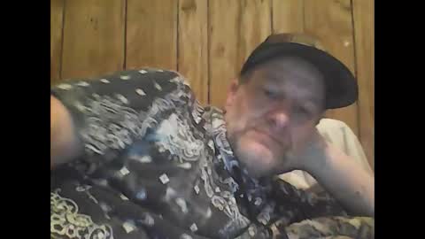 Snapshot of straightmaletouse chatting on 03/16/26, 07:12 straightmaletouse online show from 03/16/26, 07:12