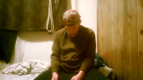 straighttoy online show from 02/12/25, 10:56